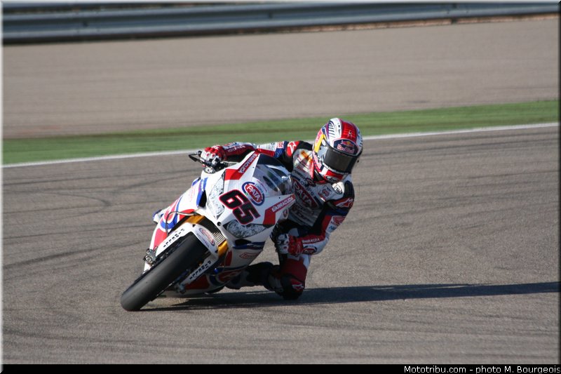 wsbk_rea_005_aragon_2013