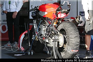 wsbk_paddock_001_aragon_2013.jpg