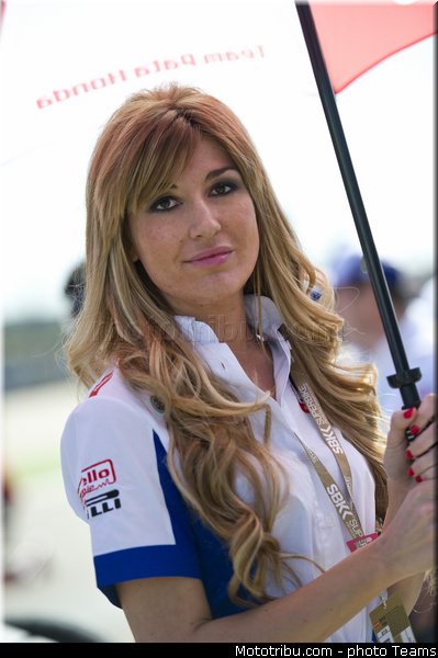 wsbk_pit_babe_004_espagne_aragon_2013