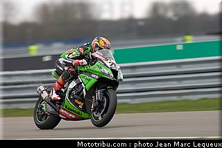sbk_baz_002_pays_bas_assen_2013.jpg