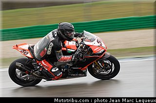 sbk_guintoli_001_pays_bas_assen_2013.jpg