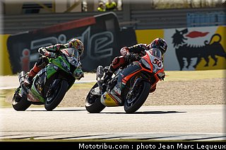 sbk_guintoli_004_pays_bas_assen_2013.jpg