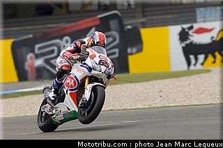 sbk_rea_003_pays_bas_assen_2013.jpg