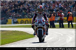 sbk_rea_008_pays_bas_assen_2013.jpg