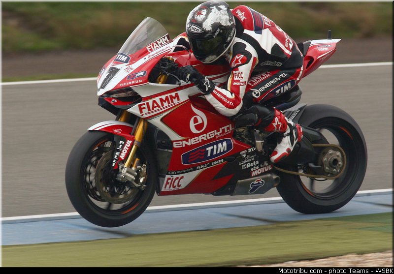 sbk_checa_009_pays_bas_assen_2013