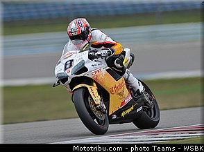 sbk_aitchinson_002_pays_bas_assen_2013.jpg