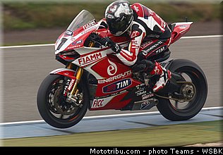 sbk_checa_009_pays_bas_assen_2013.jpg