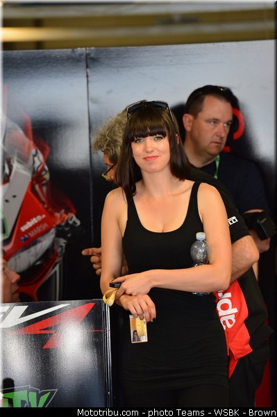 sbk_pit_babe_016_wsbk_2013_italie_monza