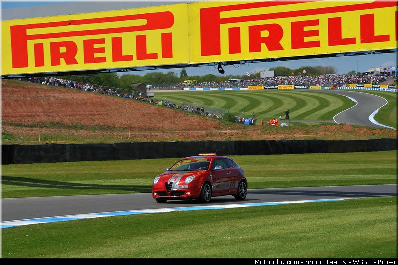 sbk_ambiance_008_angleterre_donington_park_2013