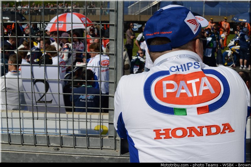 sbk_ambiance_012_angleterre_donington_park_2013