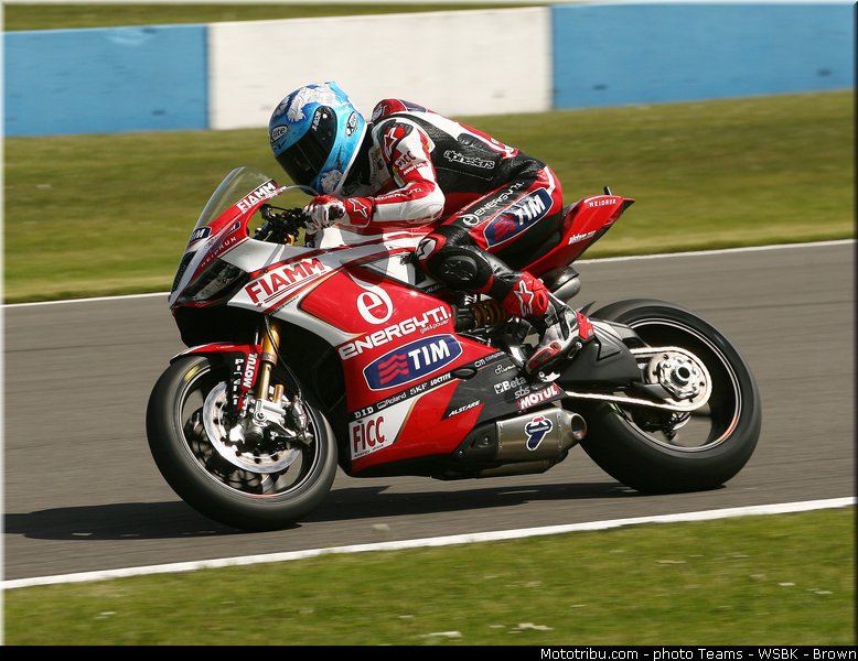 sbk_checa_004_angleterre_donington_park_2013