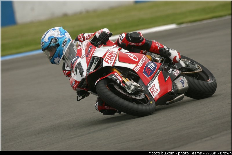 sbk_checa_013_angleterre_donington_park_2013