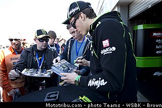 sbk_baz_007_angleterre_donington_park_2013.jpg