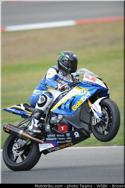 1000stk_barrier_001_wsbk_2013_portugal_portimao