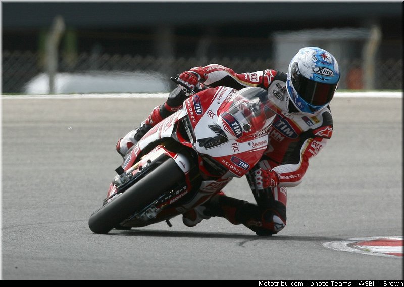 sbk_checa_003_wsbk_2013_portugal_portimao