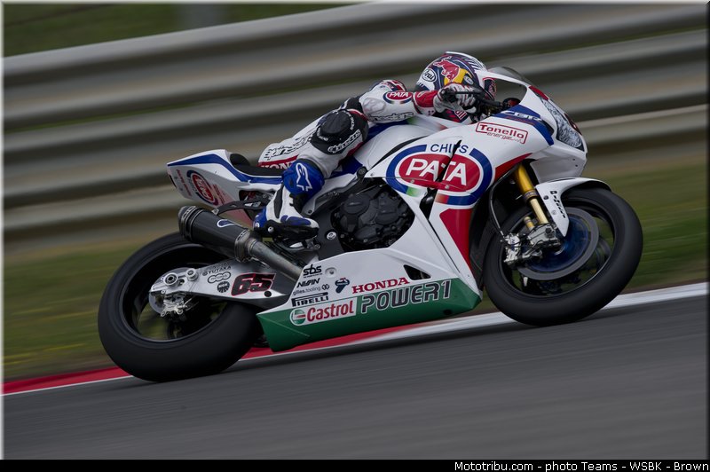 sbk_rea_002_wsbk_2013_portugal_portimao