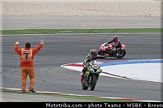 sbk_sykes_018_wsbk_2013_portugal_portimao.jpg
