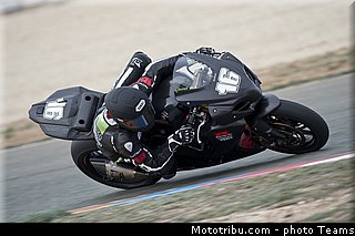 suzuki_crescent_042_wsbk_2013_teams.jpg