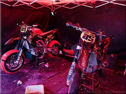 supermotard-alphuez2008-paddock_006.JPG