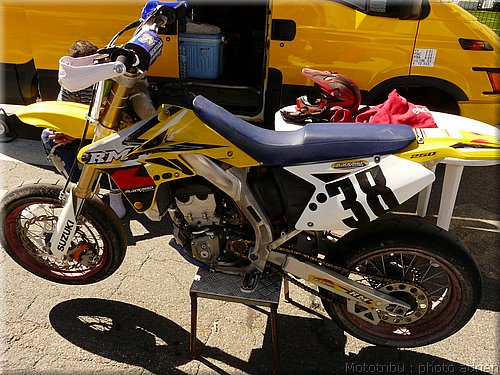 supermotard-alphuez2008-paddock_007.JPG