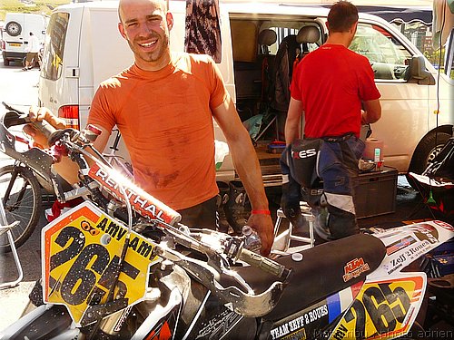 supermotard-alphuez2008-paddock_029.JPG