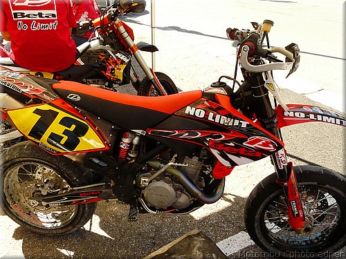 supermotard-alphuez2008-paddock_100.JPG