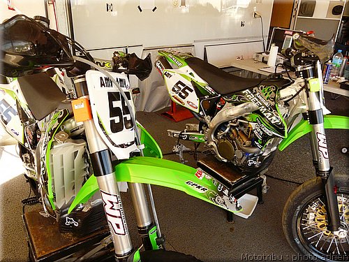 supermotard-alphuez2008-paddock_107.JPG