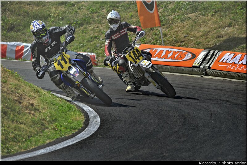 supermoto_s2_28_supermotard_alp_huez_2009