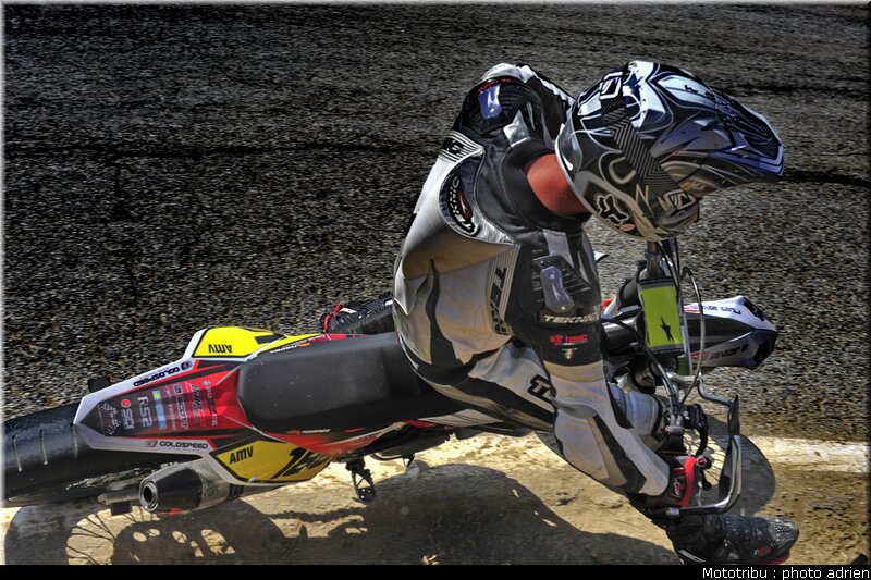 supermoto_s2_58_supermotard_alp_huez_2009
