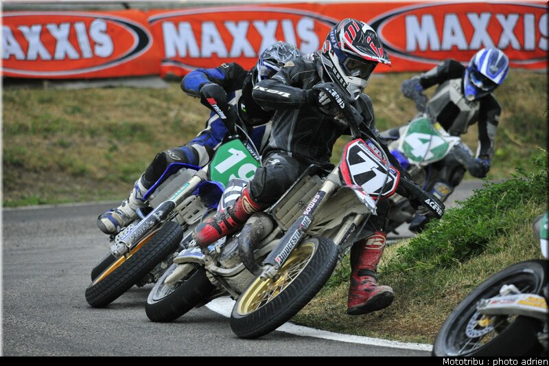 supermoto_s3_08_supermotard_alp_huez_2009