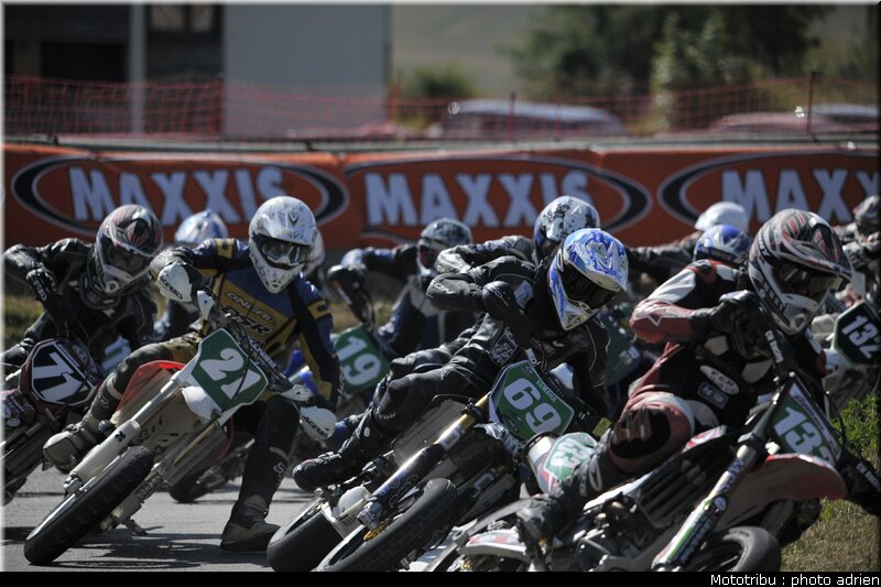 supermoto_s3_25_supermotard_alp_huez_2009