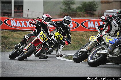 super_finale_11_supermotard_alp_huez_2009.JPG