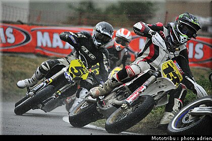 super_finale_20_supermotard_alp_huez_2009.JPG