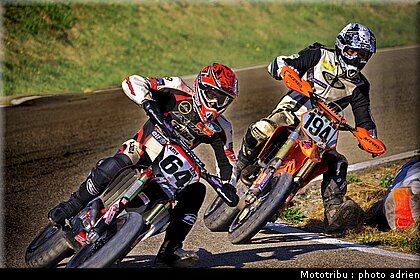 supermoto_30_supermotard_alp_huez_2009.jpg