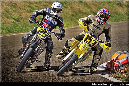 supermoto_39_supermotard_alp_huez_2009.jpg