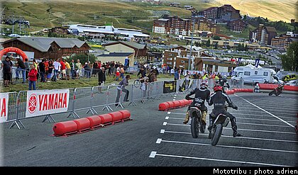 supermoto_40_supermotard_alp_huez_2009.jpg