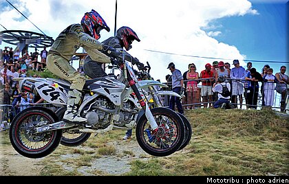 supermoto_41_supermotard_alp_huez_2009.jpg