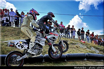 supermoto_42_supermotard_alp_huez_2009.jpg