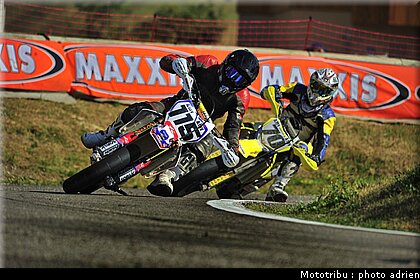 supermoto_45_supermotard_alp_huez_2009.jpg
