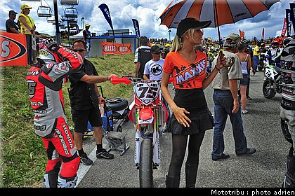 supermoto_s1_01_supermotard_alp_huez_2009.jpg