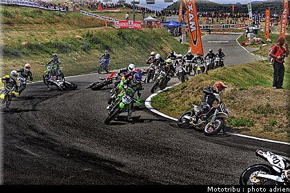 supermoto_s1_21_supermotard_alp_huez_2009.jpg