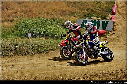 supermoto_s2_04_supermotard_alp_huez_2009.jpg