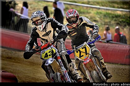 supermoto_s2_14_supermotard_alp_huez_2009.jpg