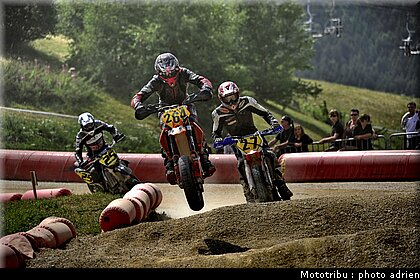 supermoto_s2_17_supermotard_alp_huez_2009.jpg