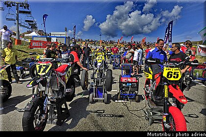 supermoto_s2_38_supermotard_alp_huez_2009.jpg