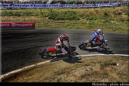 supermoto_s2_72_supermotard_alp_huez_2009.jpg