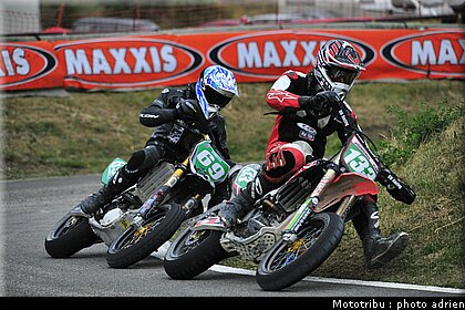 supermoto_s3_14_supermotard_alp_huez_2009.JPG