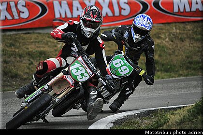 supermoto_s3_17_supermotard_alp_huez_2009.JPG