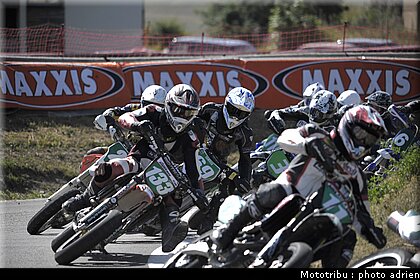 supermoto_s3_23_supermotard_alp_huez_2009.jpg