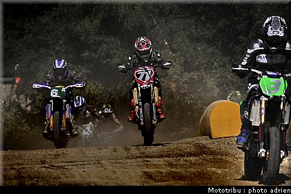 supermoto_s3_27_supermotard_alp_huez_2009.jpg
